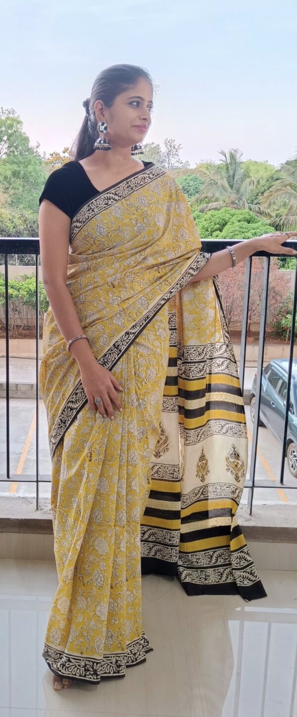 Mul Cotton Saree